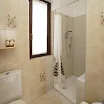 Vakantiehuis Re-ri By Interhome Laveno-Mombello