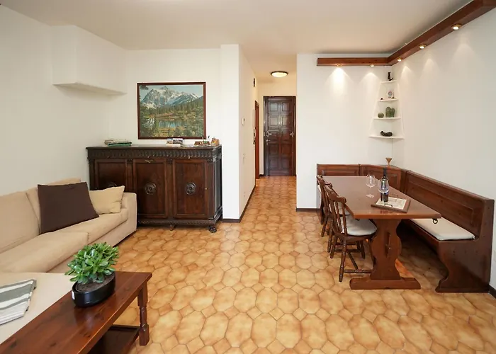 Re-ri By Interhome * 라베노-몸벨로